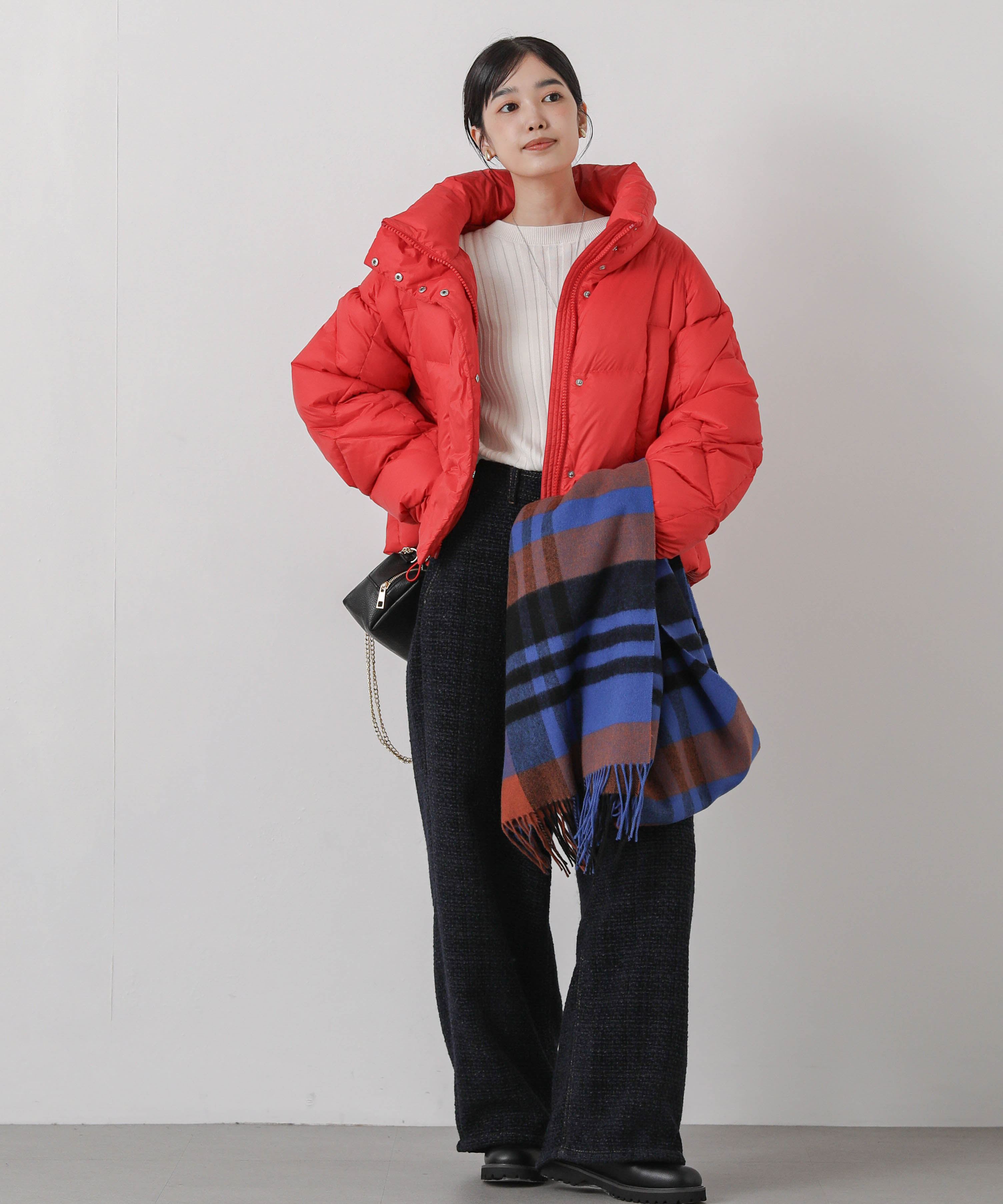 LOOK 13