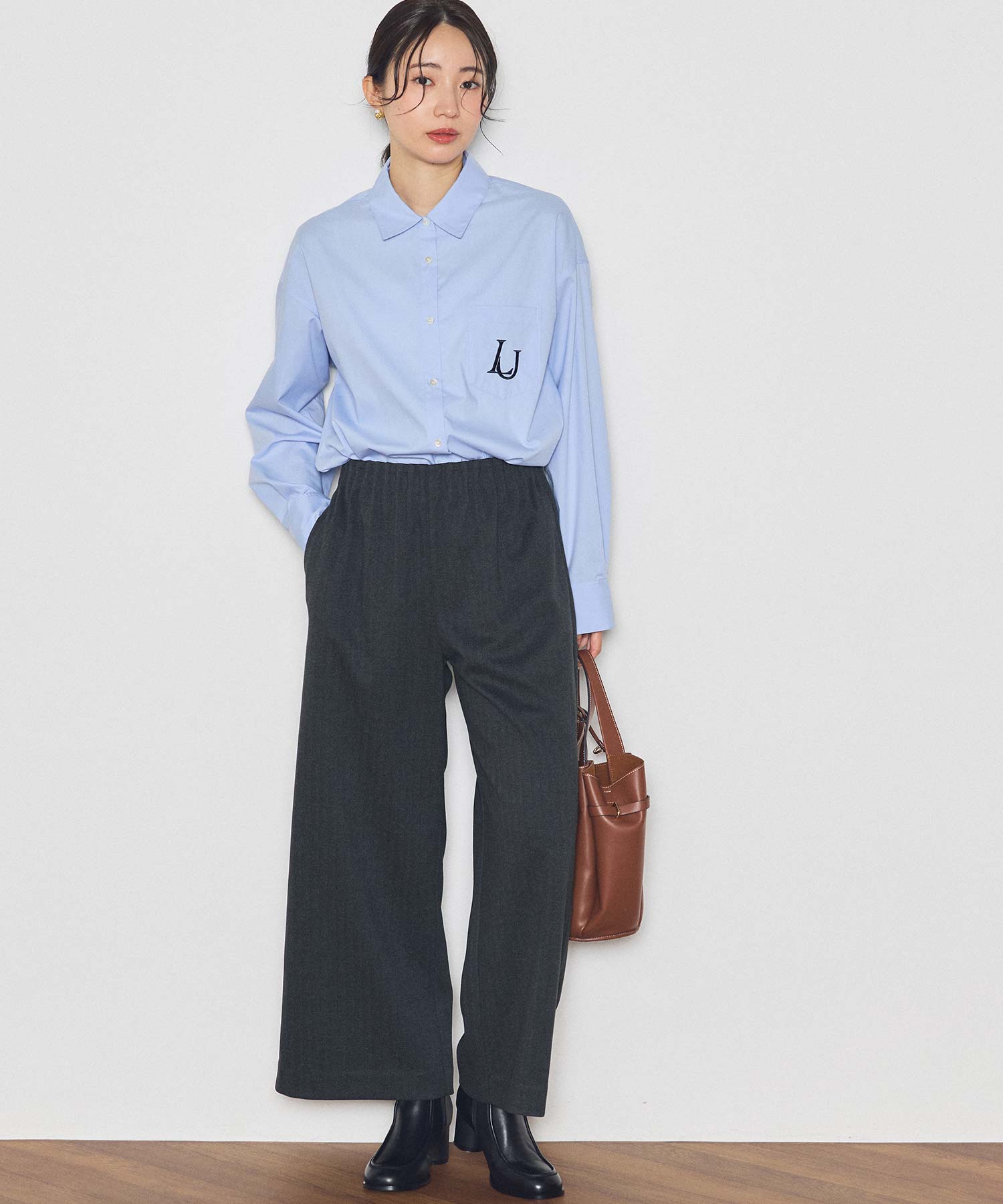 LOOK 23