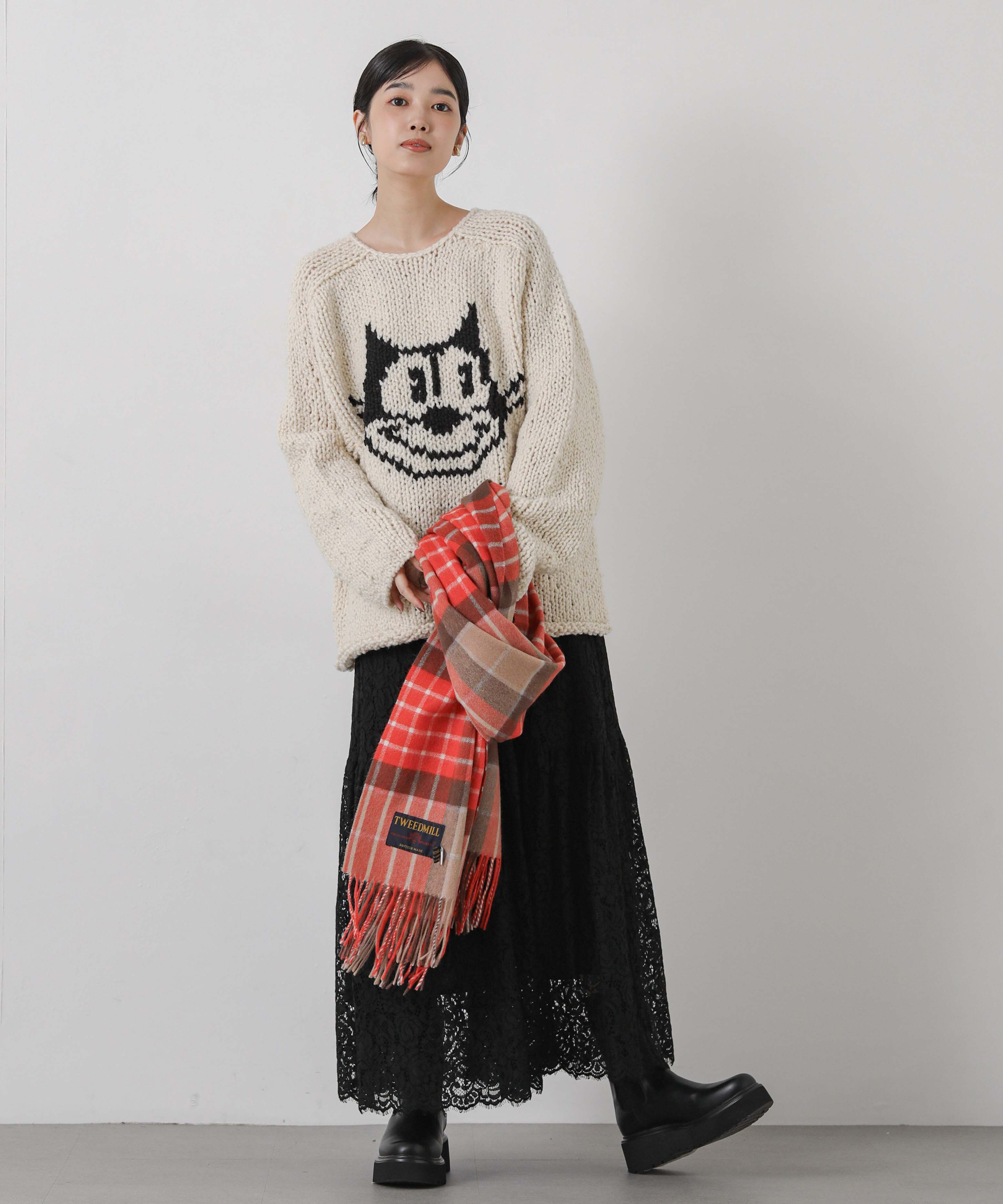 LOOK 08