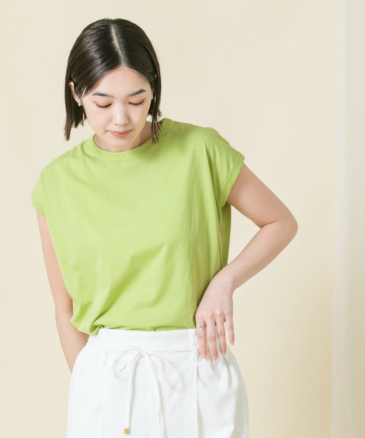 イエローグリーン