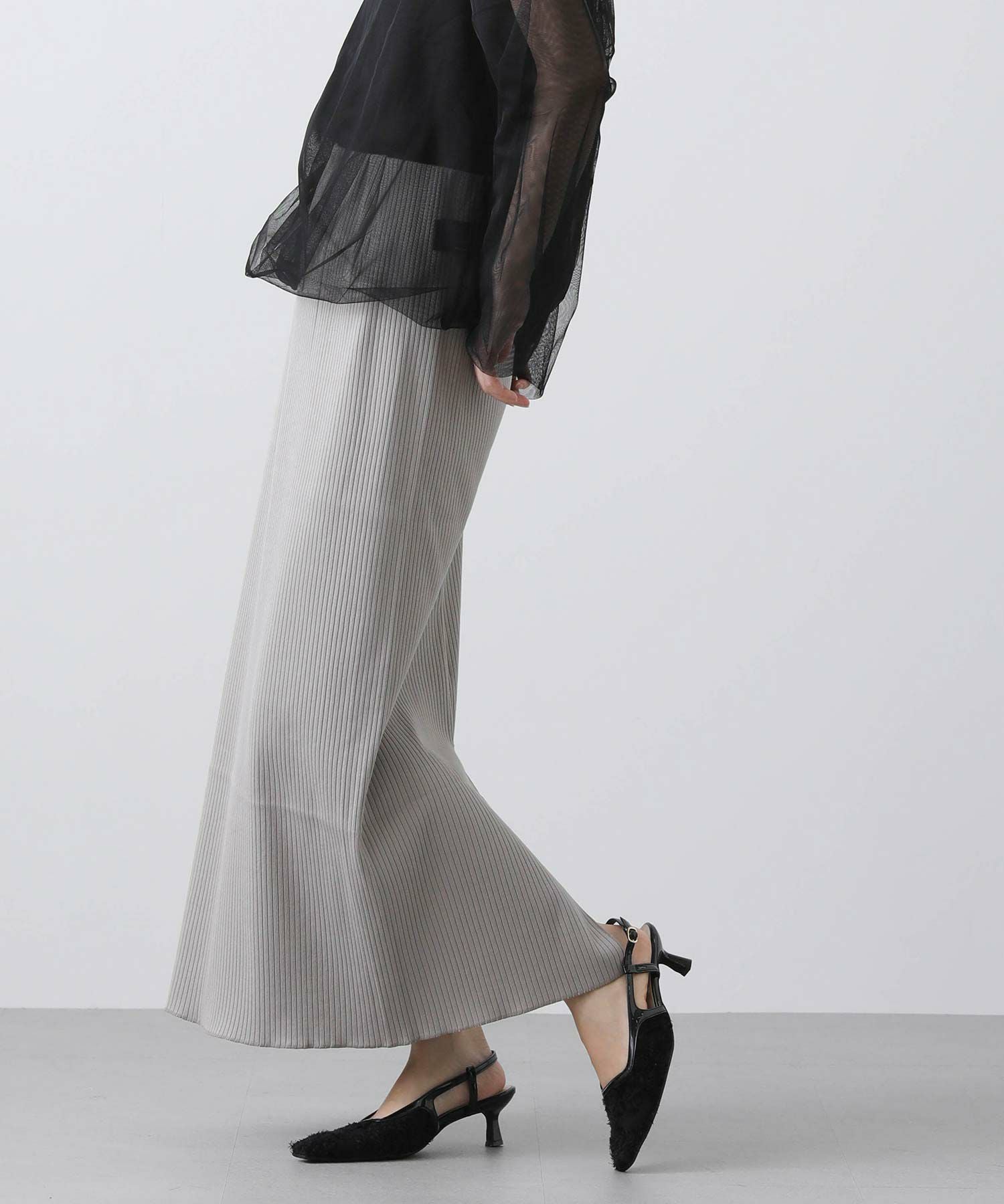 Classy-Trueです¨̮ )/ ポイントプリーツサテンミディドレス C1521NY