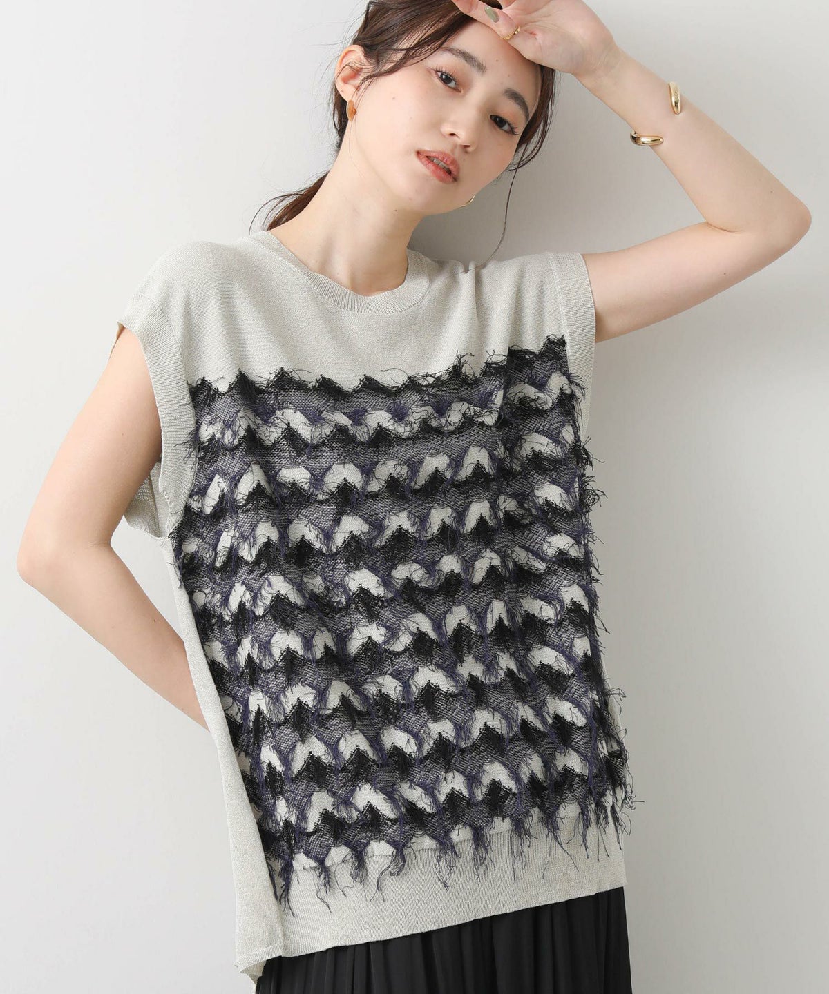 ベージュ×ネイビー