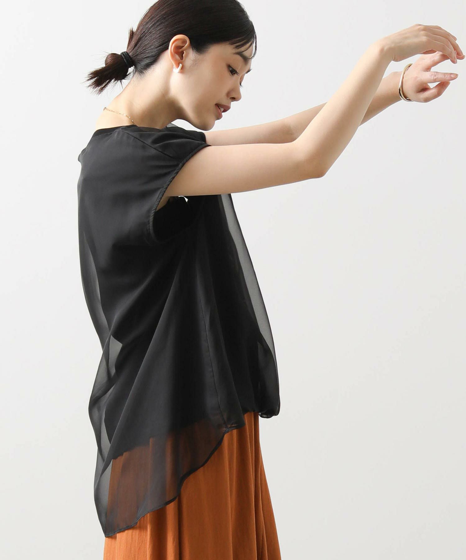 Gready Brilliantaシアーレイヤードロゴフレンチスリーブカットソー