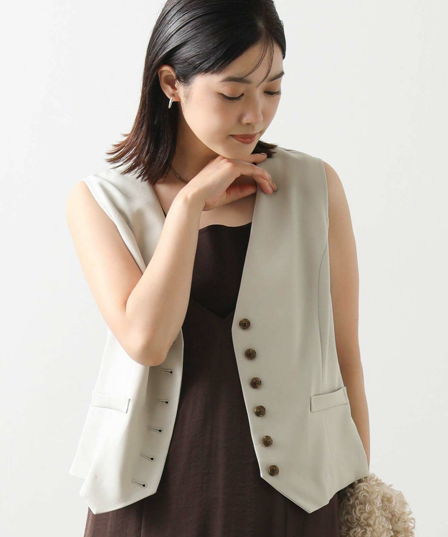 【極美品】BEARDSLEY ショートベスト　ジレ インディゴ　デニム素材 BEARDSLEY｜ショートベスト | Rakuten Fashion(楽天ファッション／旧