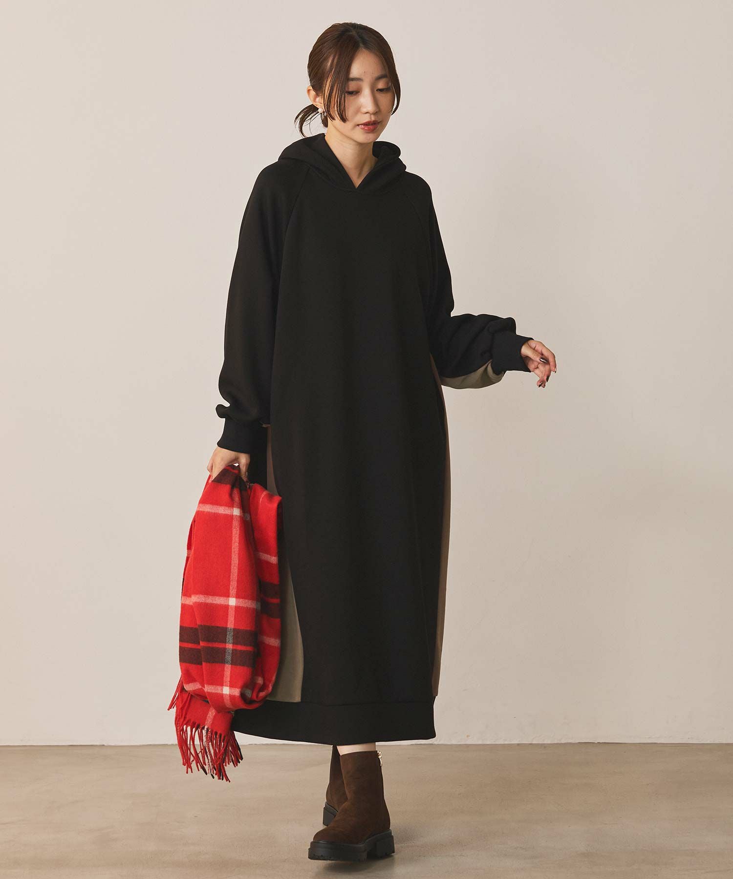 とまと◡̈nest robe | ラミーリネン起毛フーディーワンピース リネン起毛シリーズのスタイリング | ONLINE SHOP | nest Robe Shop