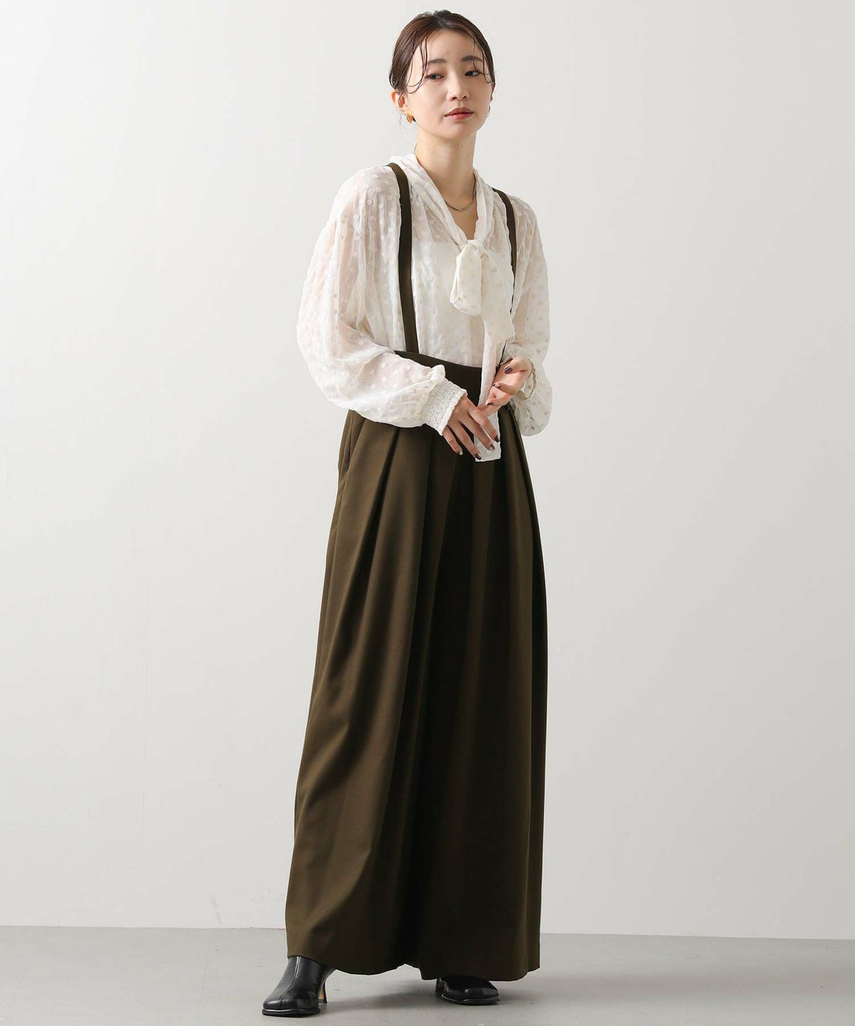 model:163cm