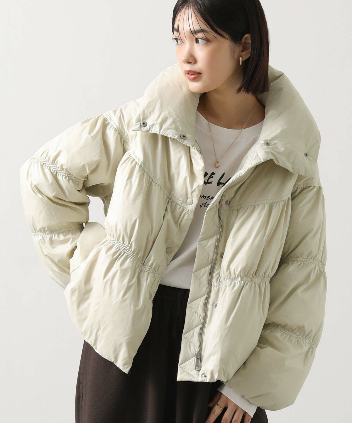 グレージュ