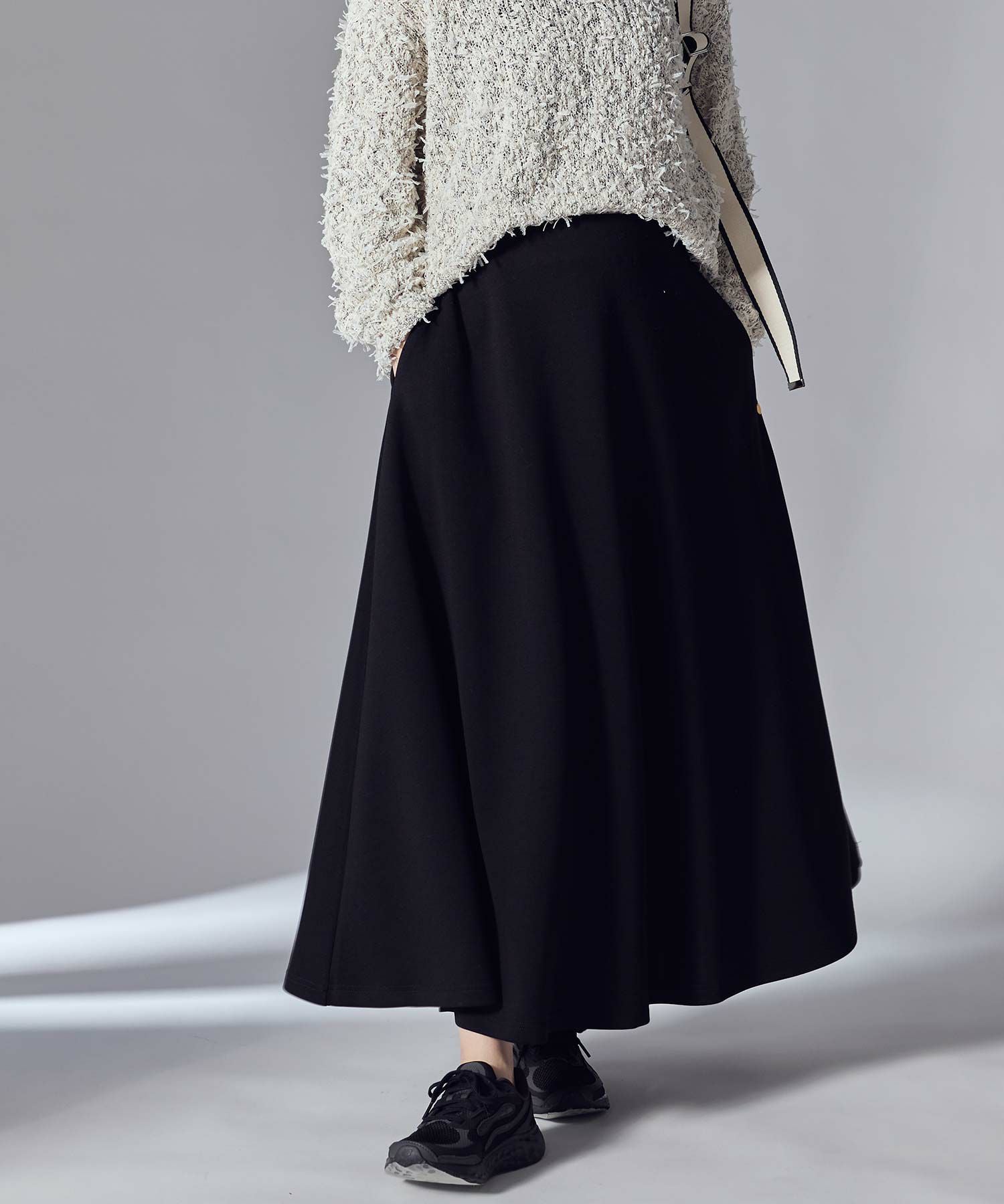 V12 CHIA SKIRT レディーススカート ブラック V12 CHIA SKIRT