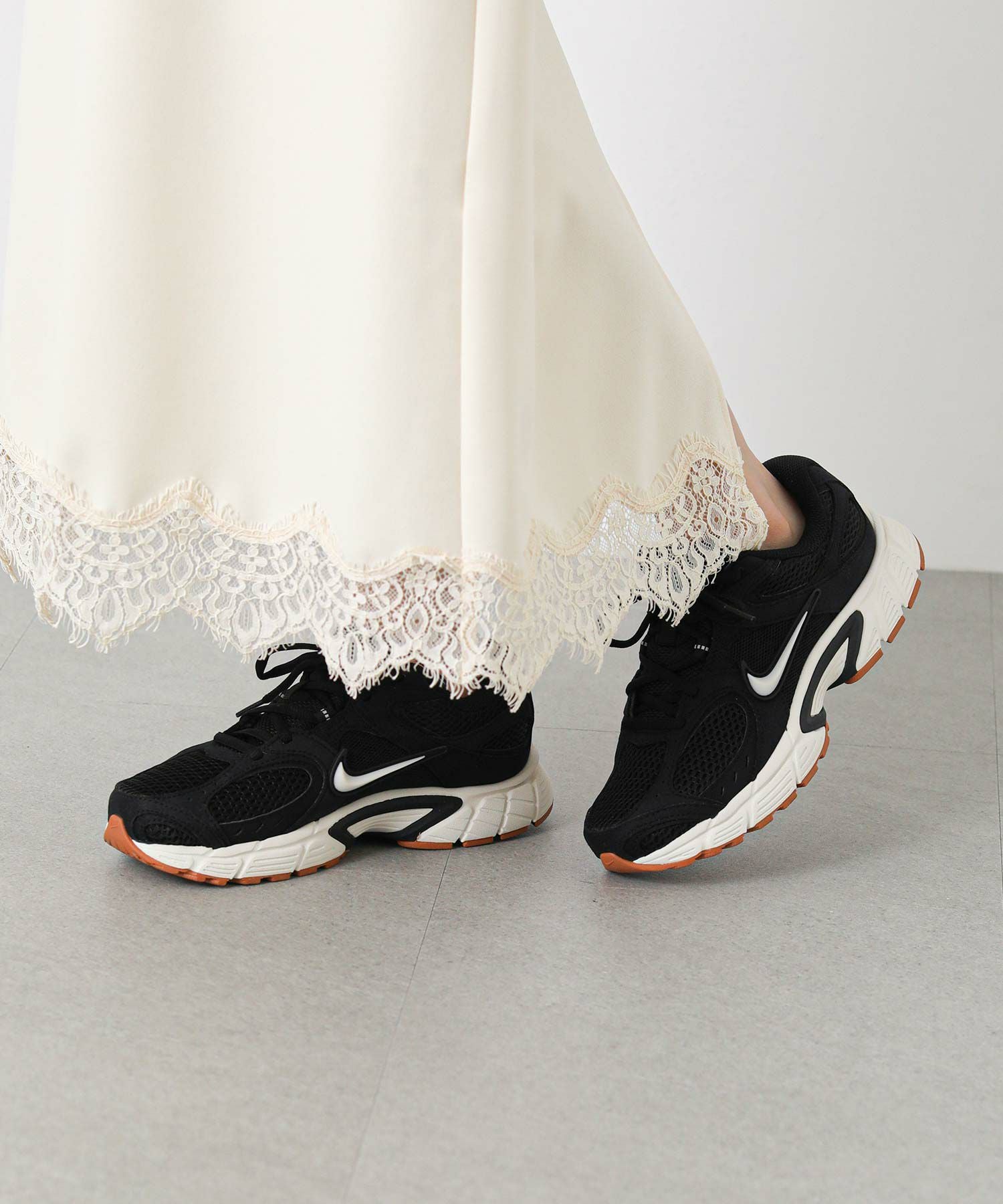 Gready BrilliantNIKE V5RNR | SEKIMIKI Online