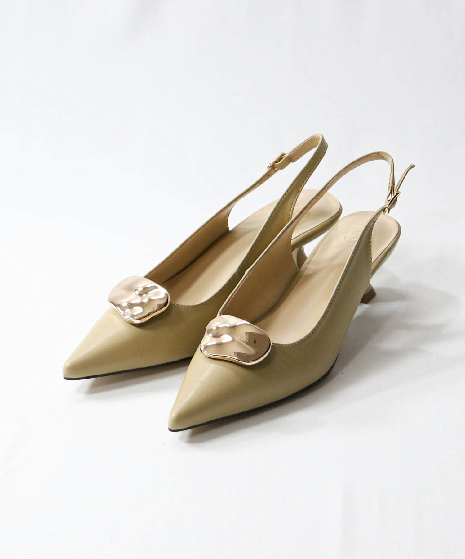 【完売品】GADIDANONIEM VILMA / KHAKI Gready Brilliantバックル2wayパンプス | SEKIMIKI Online