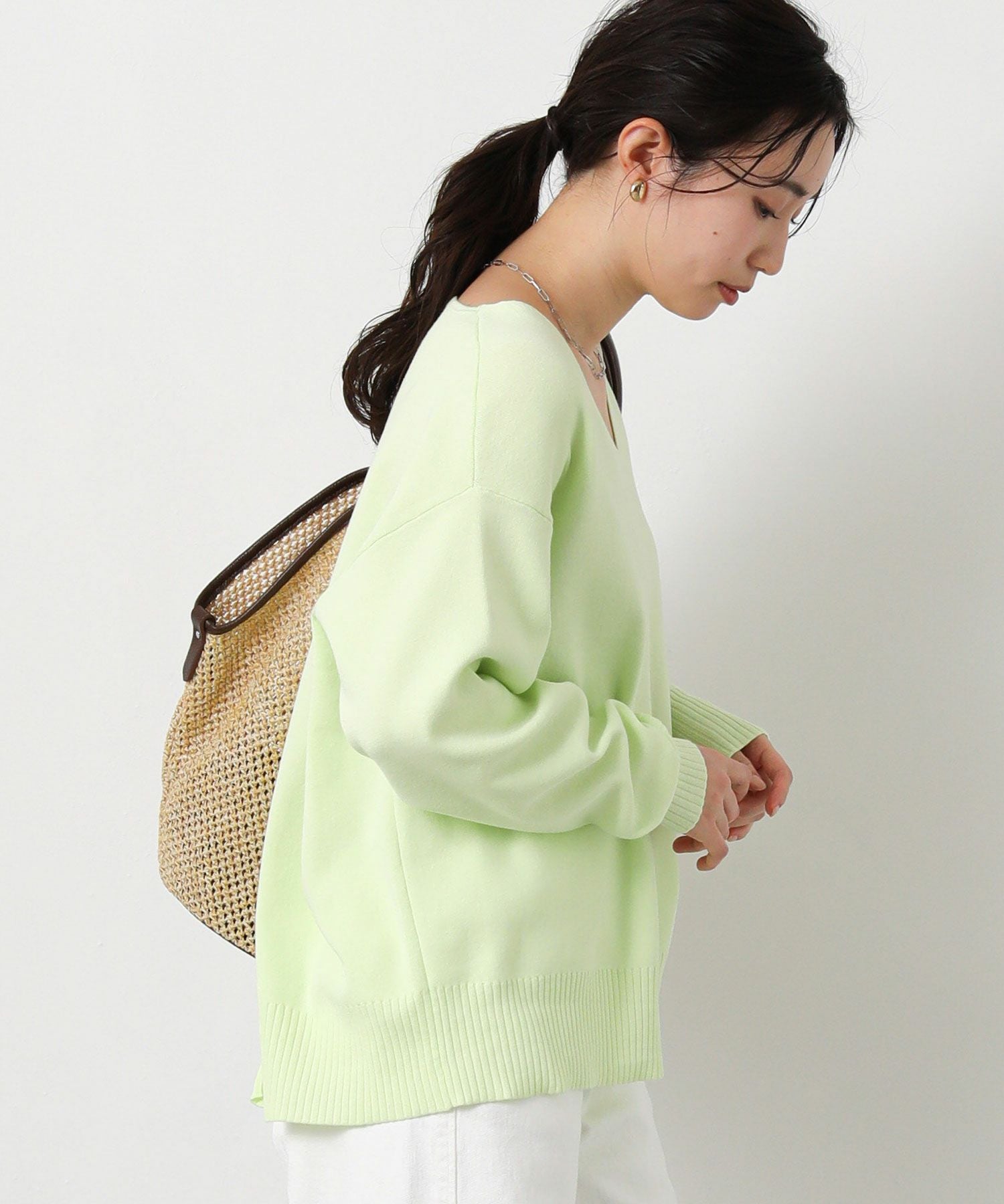 Gready Brilliant【2026年5月再値下げ】LU浅Vネック後スリットプル