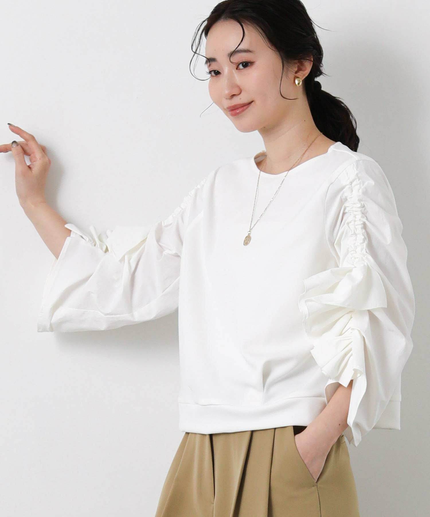 MARECHAL TERRE ラッフルギャザー7分袖プルオーバー オフ