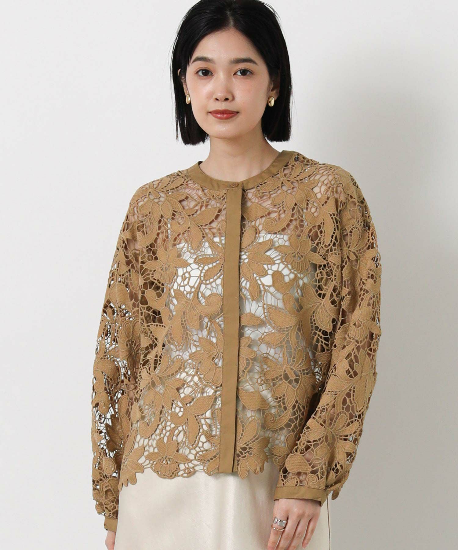 DialaADORE 57,200円24S/S ボタニカルレースブラウス Diala様専用ADORE 57,24S/S ボタニカルレースブラウスの通販はau PAY