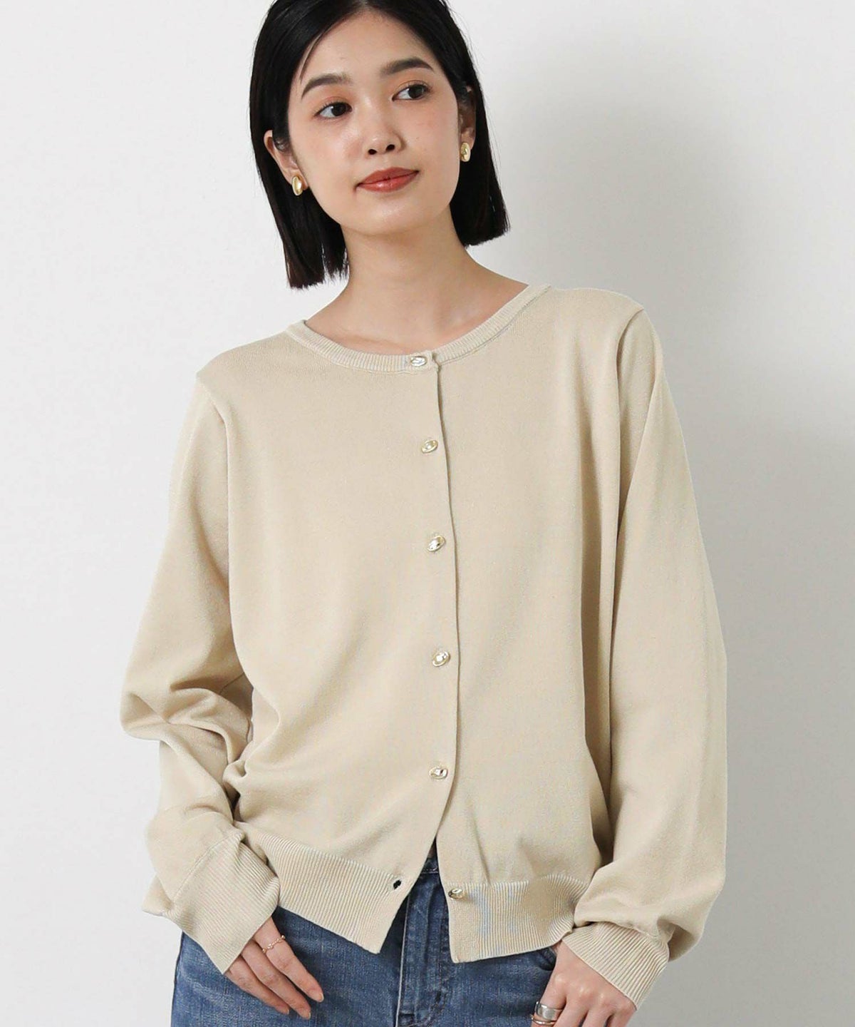 ライトベージュ