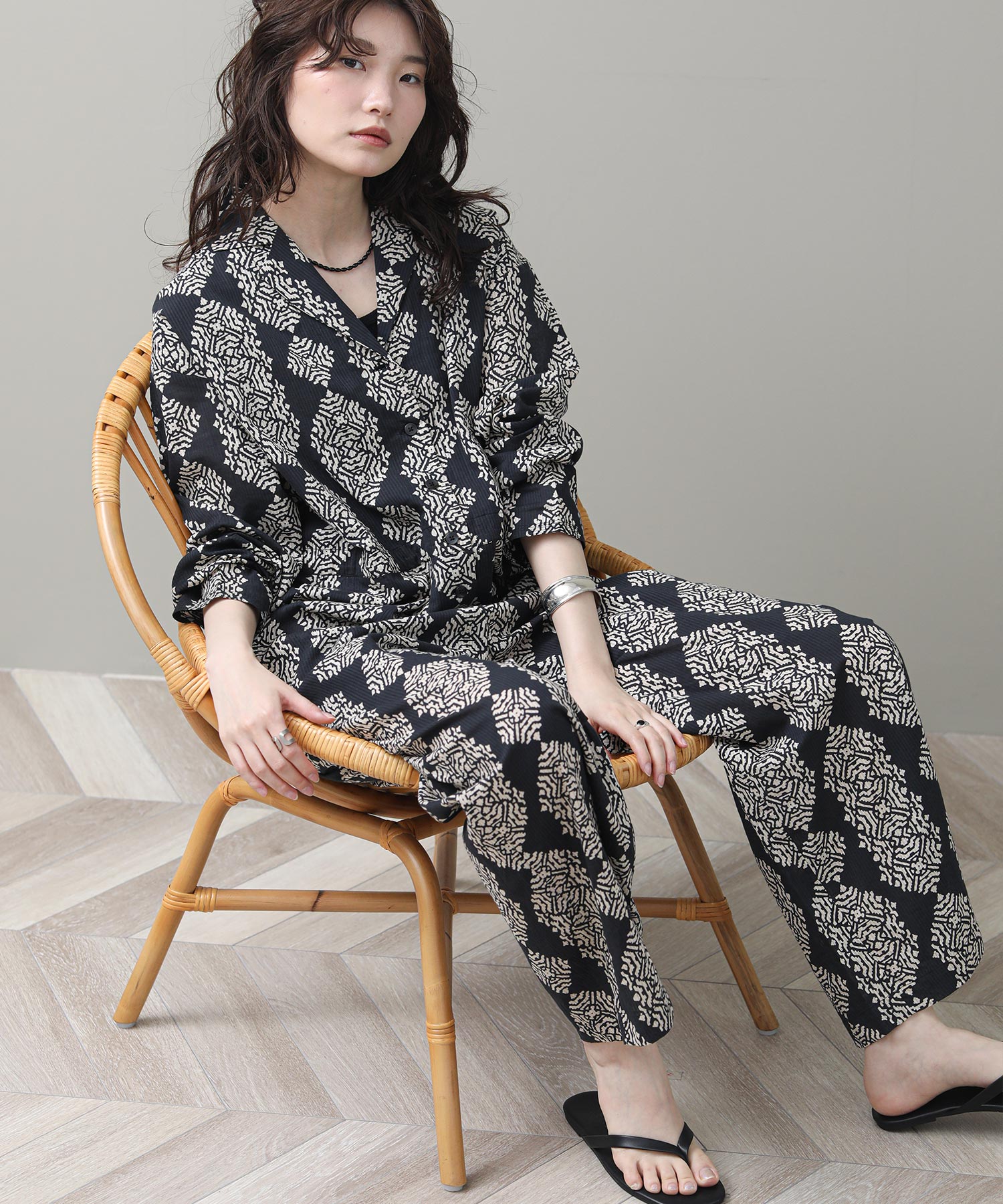 【新品・未使用】SHIPS 麻100% 花柄オールインワン The rejoice幾何学柄オールインワン【Sara mallika】 | SEKIMIKI Online