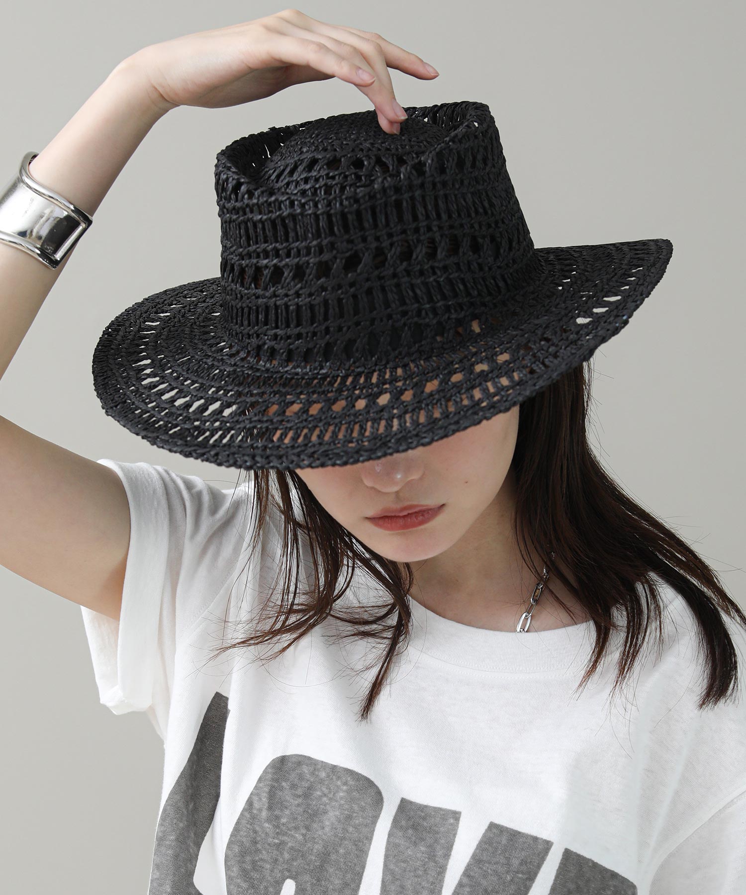 000000017315-01.jpg?size=m&w=