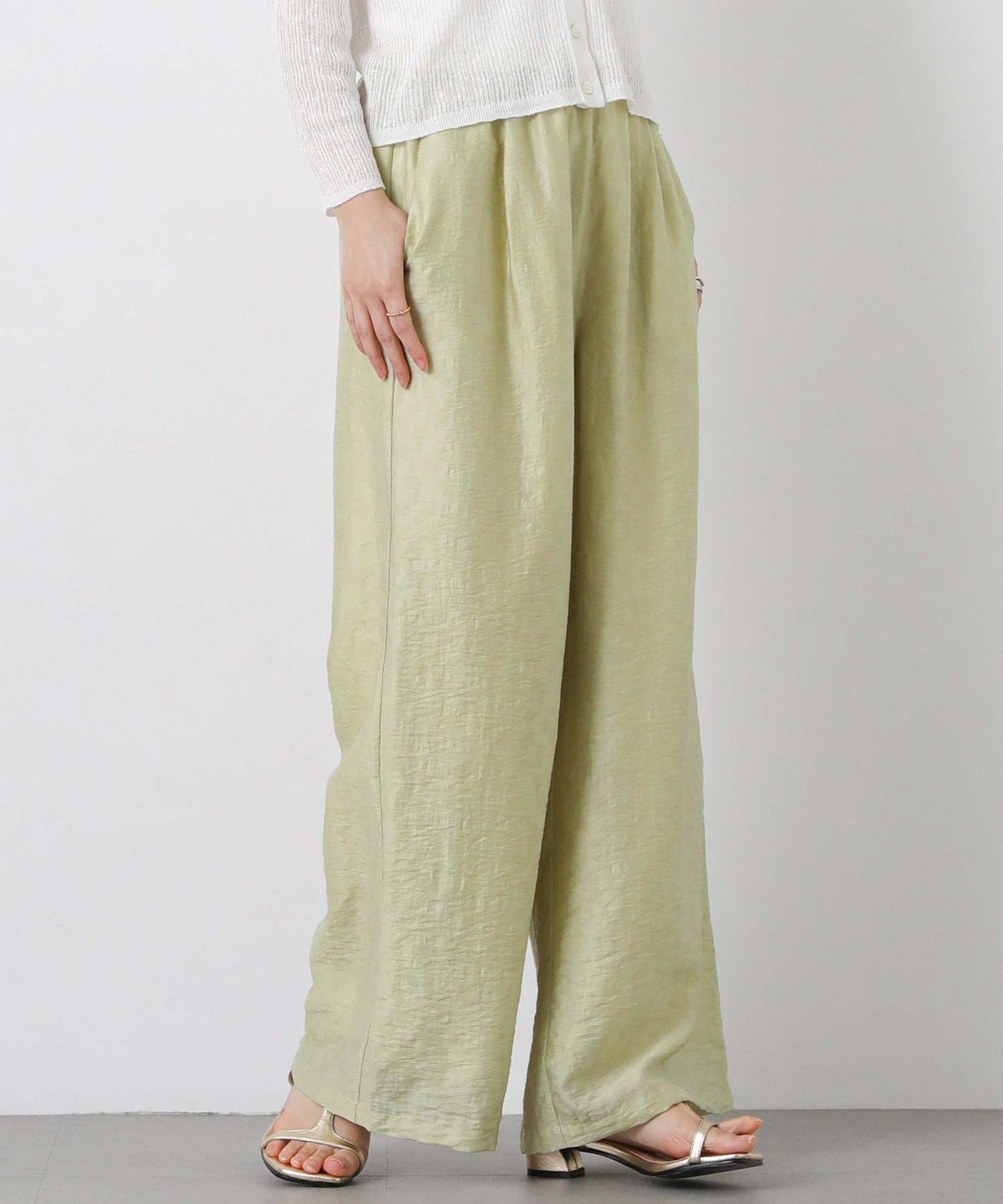 ライトグリーン