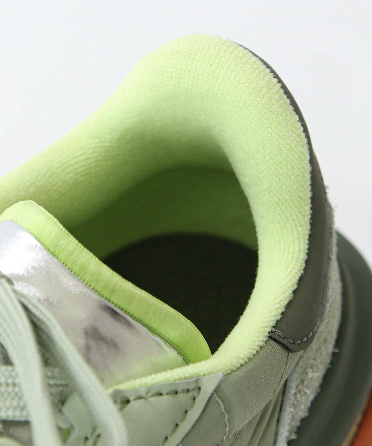 Gready Brilliant【LACOSTE】ACTIVE223 | SEKIMIKI Online