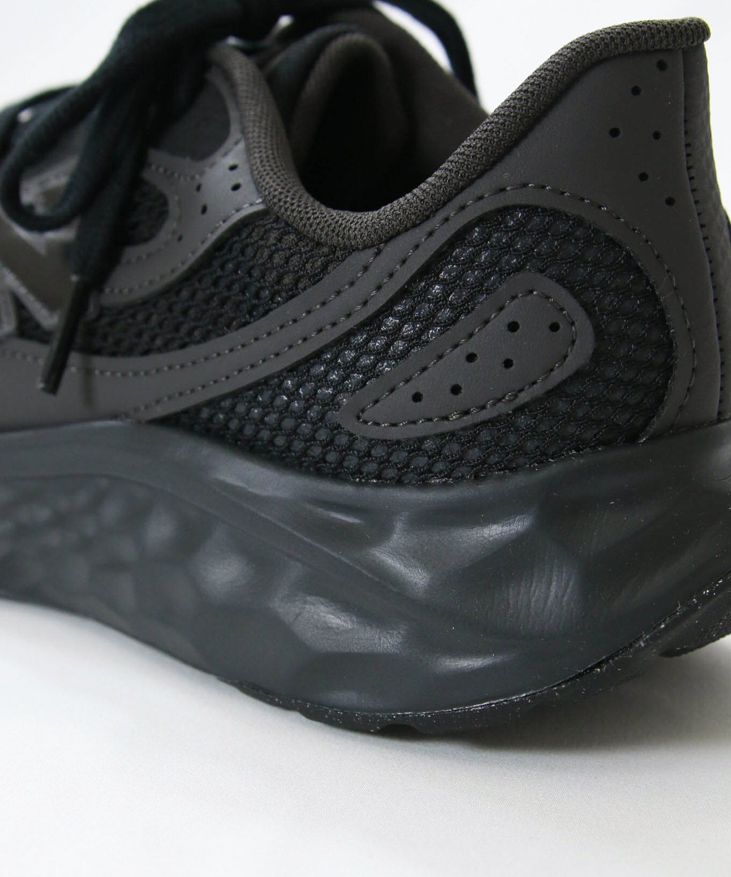 Gready Brilliant【NEW BALANCE】ArishiV4 | SEKIMIKI Online