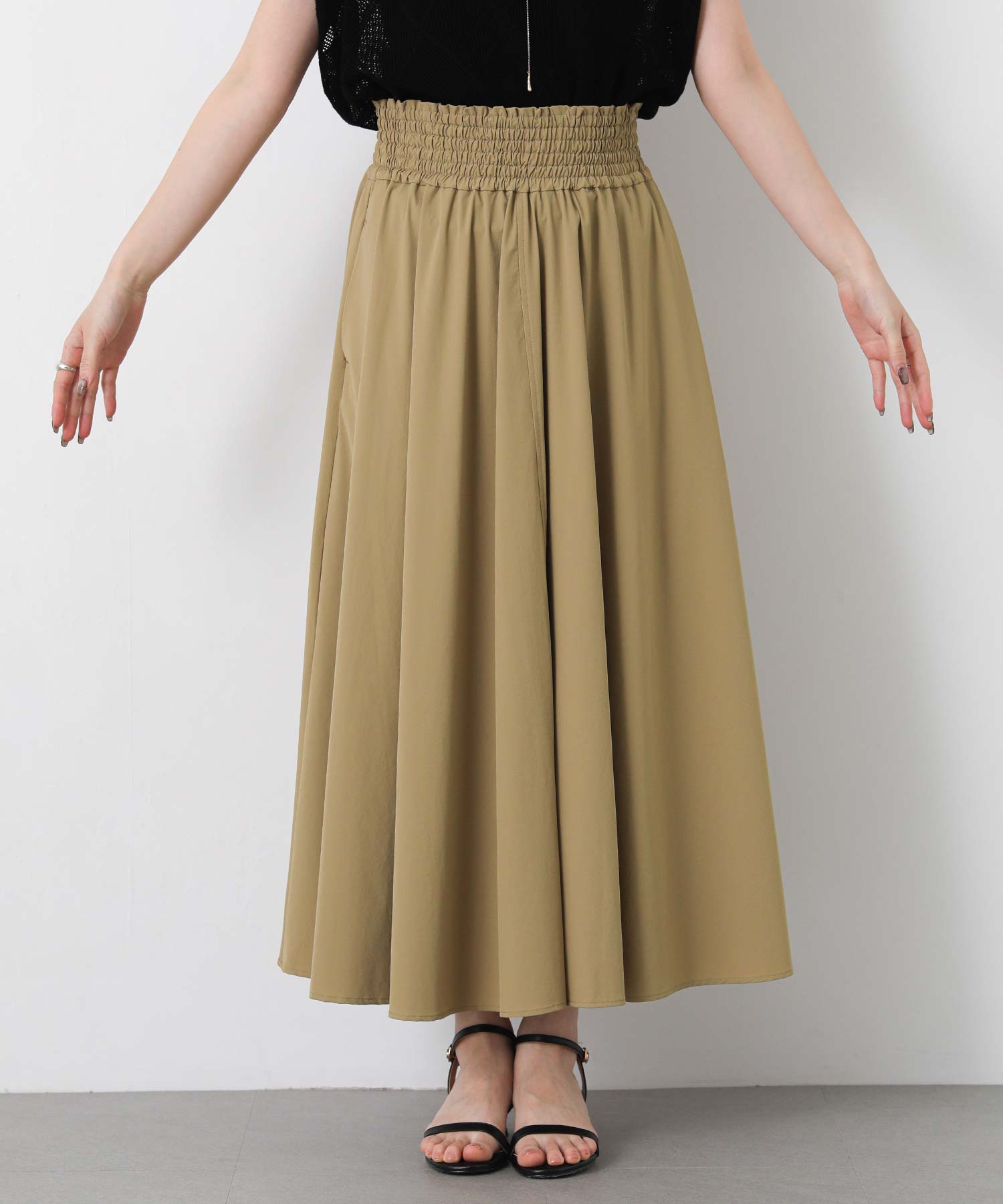 【美品】FIGARO Parisペプラムタイトスカート 38 カーキ FIGARO Paris（フィガロパリ）の「《追加》ミディ丈前スリットタイト