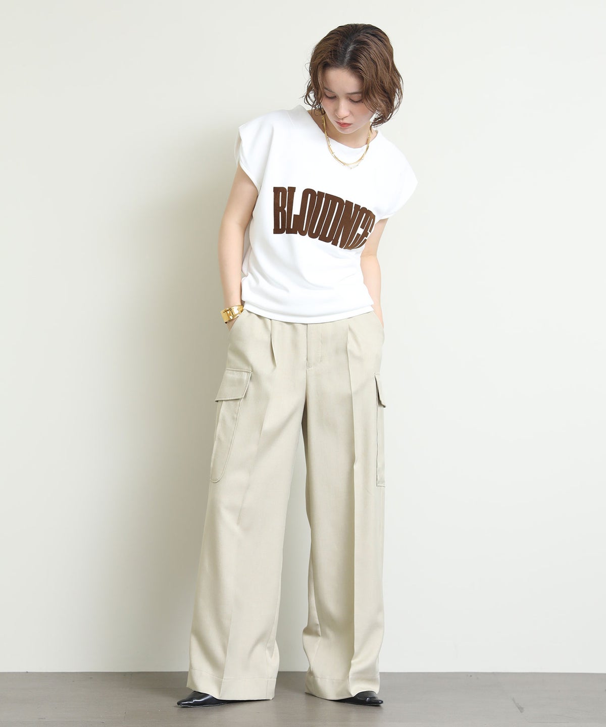 MODEL:164cm