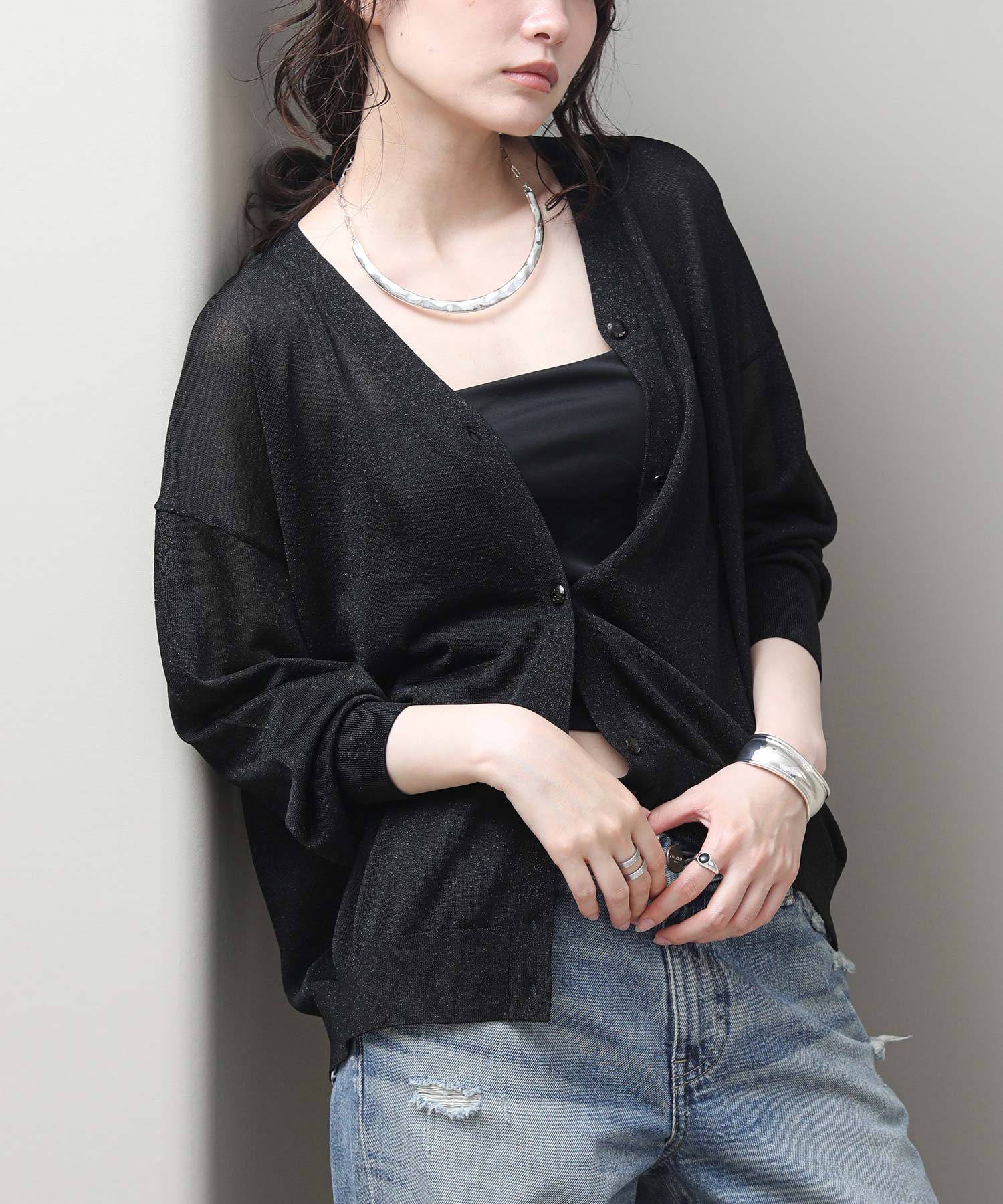 Theory luxe 半袖ブラックラメ入りカーディガン （新品、未使用） Theory luxe 半袖ブラックラメ入りカーディガン （新品、未使用