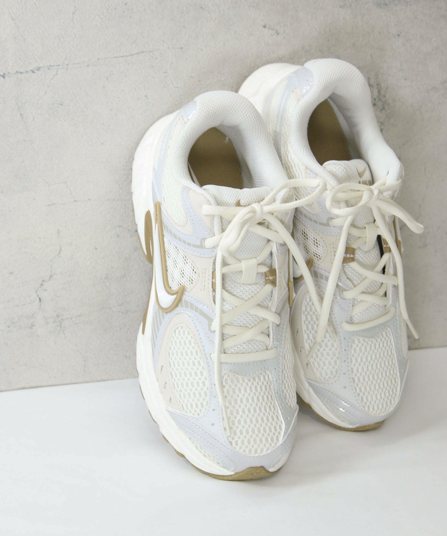 Gready BrilliantNIKE V5RNRシューズ | SEKIMIKI Online