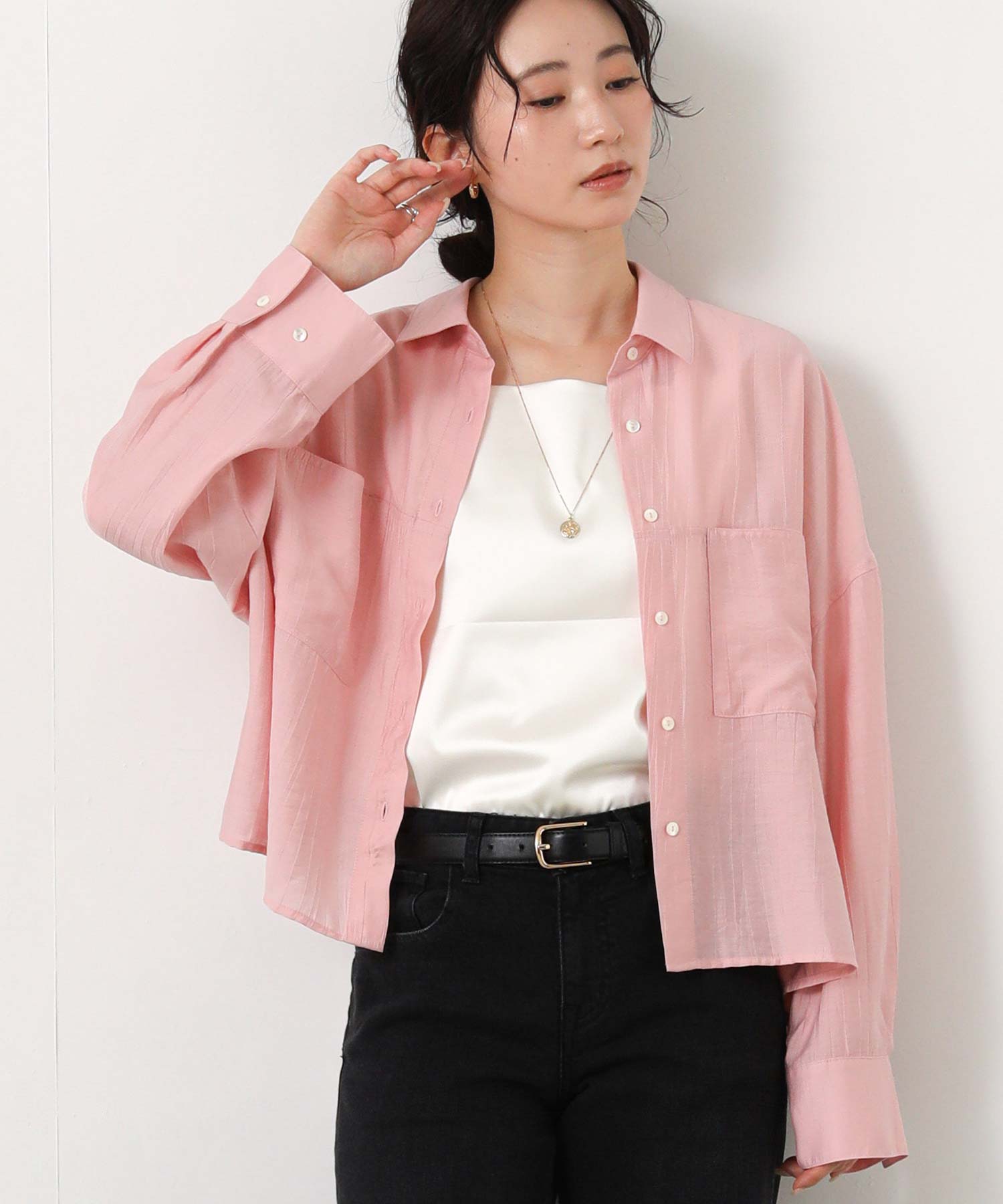 Gready Brilliantシワ加工ショートシャツブラウス | SEKIMIKI Online