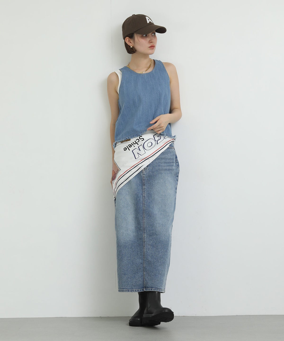 MODEL:164cm