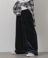 ネイビー