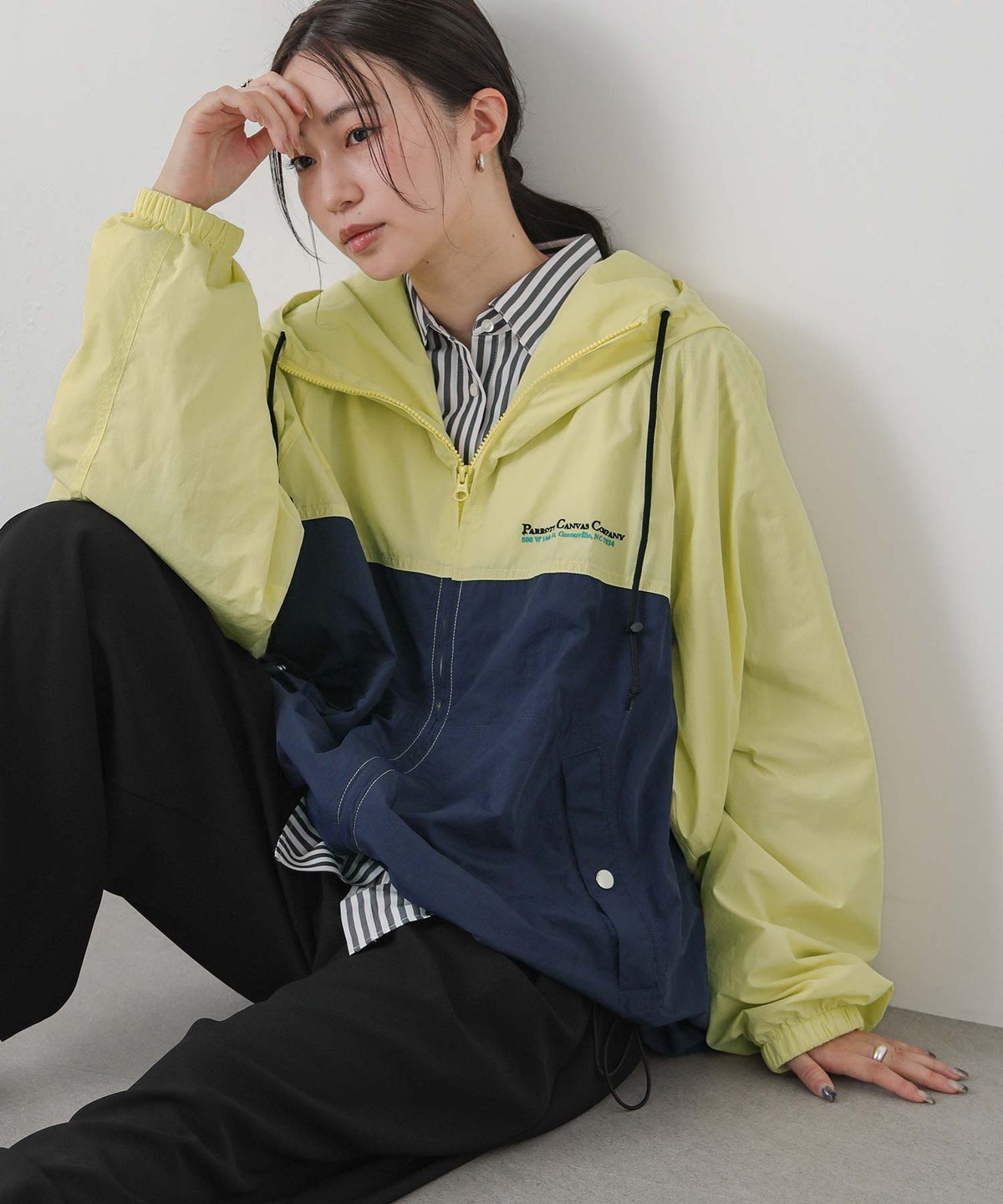 イエロー×ネイビー