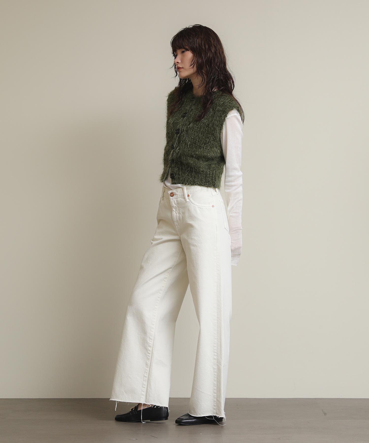 The rejoiceモヘヤ混シャギーノースリーブニット【Tricots Jean Marc